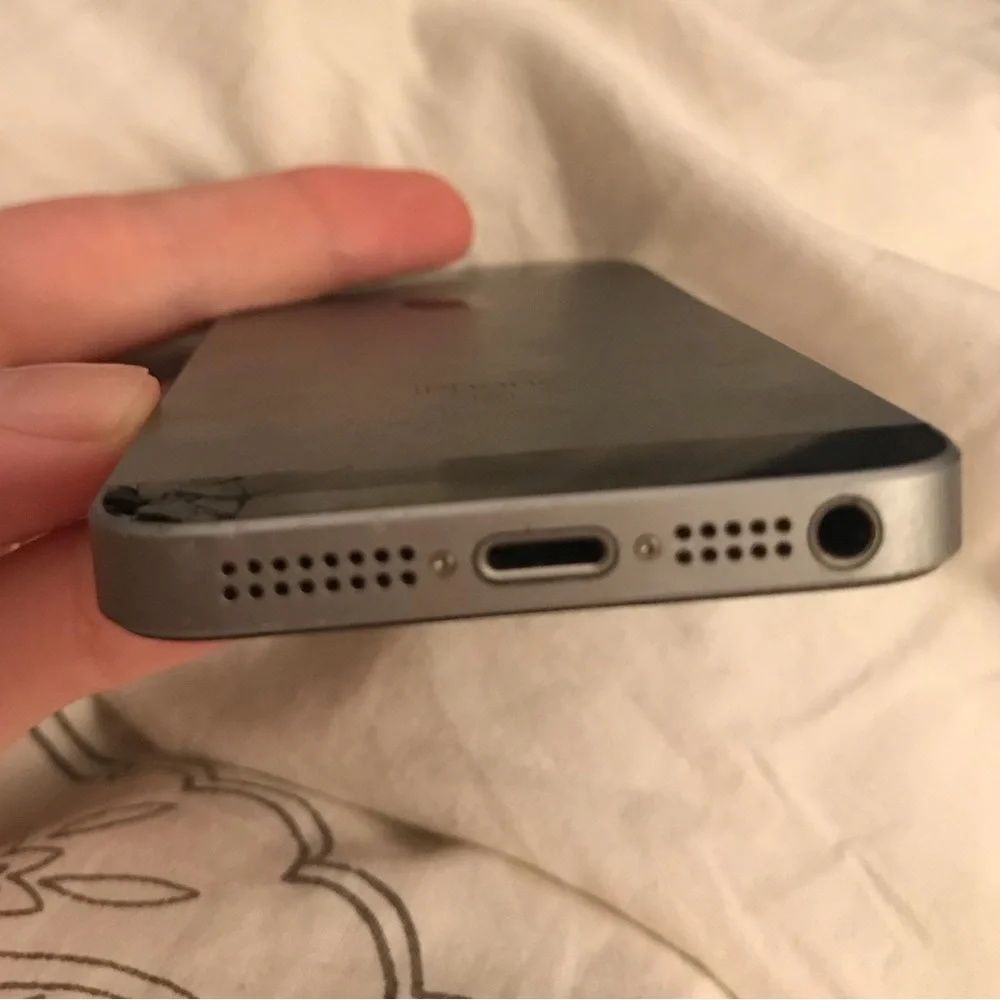 Apple iPhone SE 1st Generation - For Parts